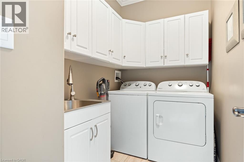 3-bedroom home for sale at 194 DONLY Drive Unit# 3, Simcoe ON · photo 18 of 38