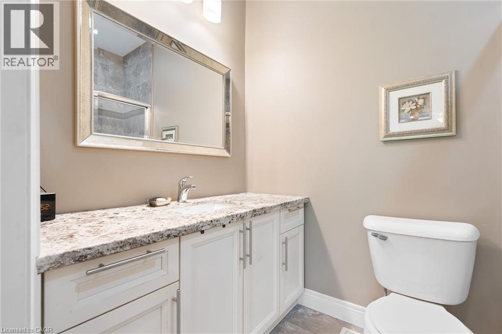 3-bedroom home for sale at 194 DONLY Drive Unit# 3, Simcoe ON · photo 21 of 38