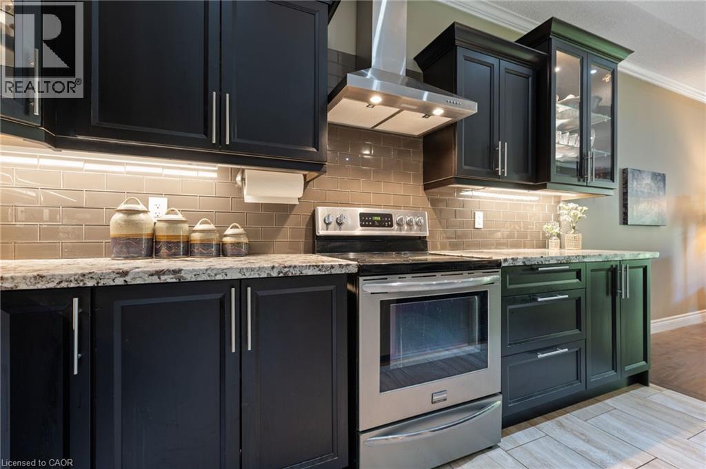 3-bedroom home for sale at 194 DONLY Drive Unit# 3, Simcoe ON · photo 11 of 38