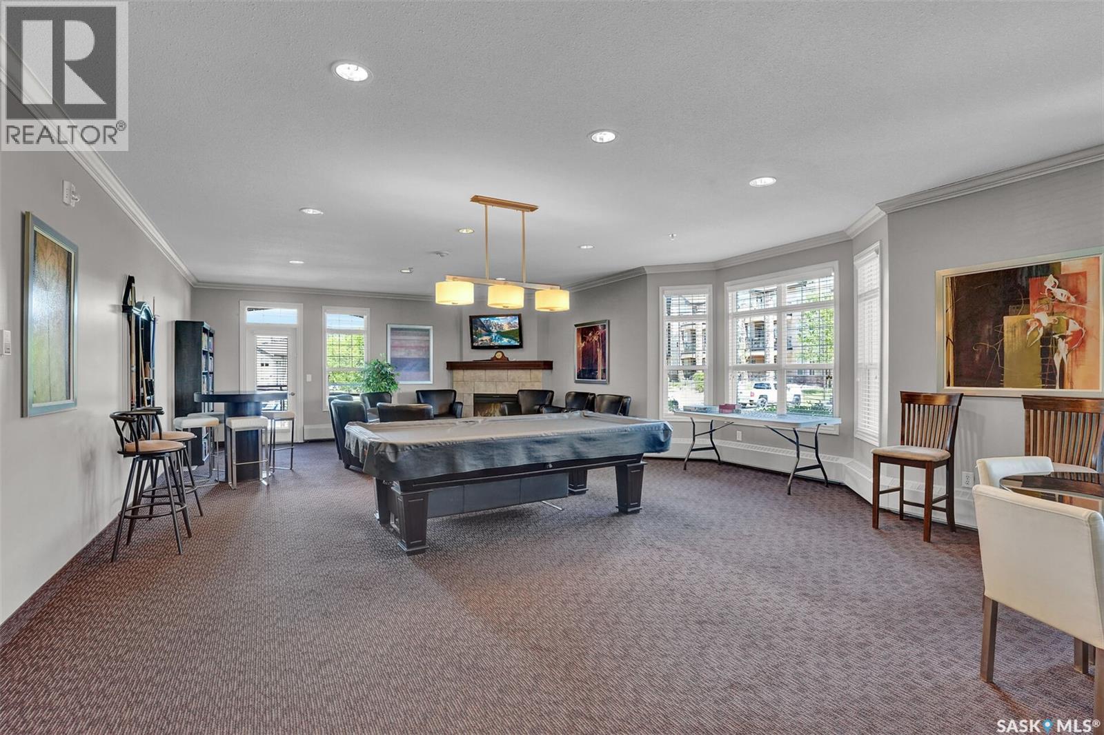 304 2150 Heseltine ROAD — photo 38