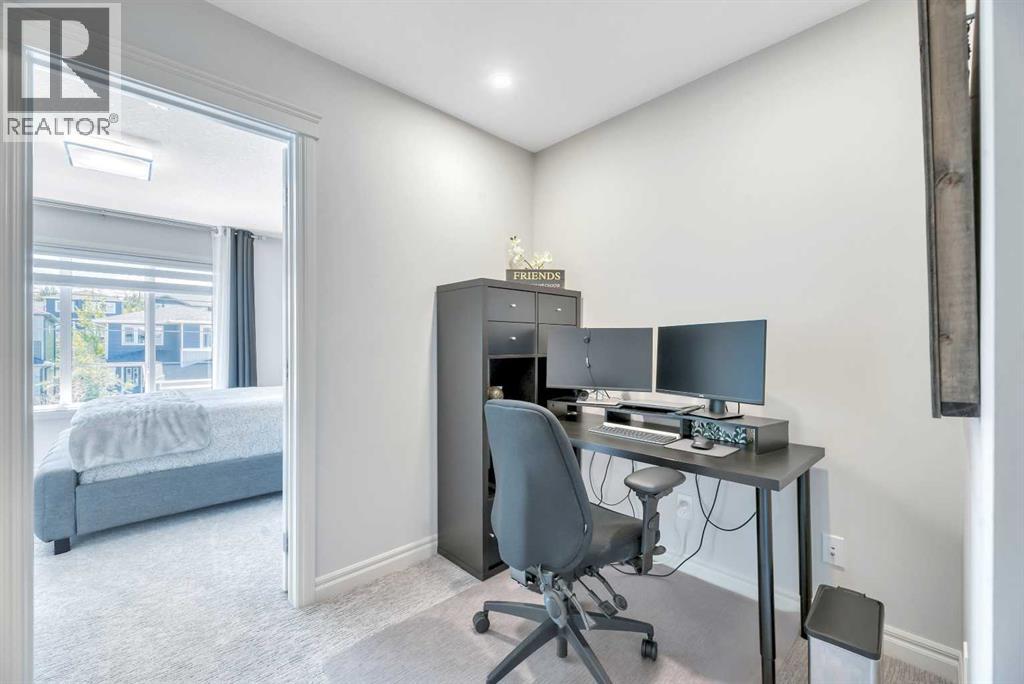 Upper level den/office