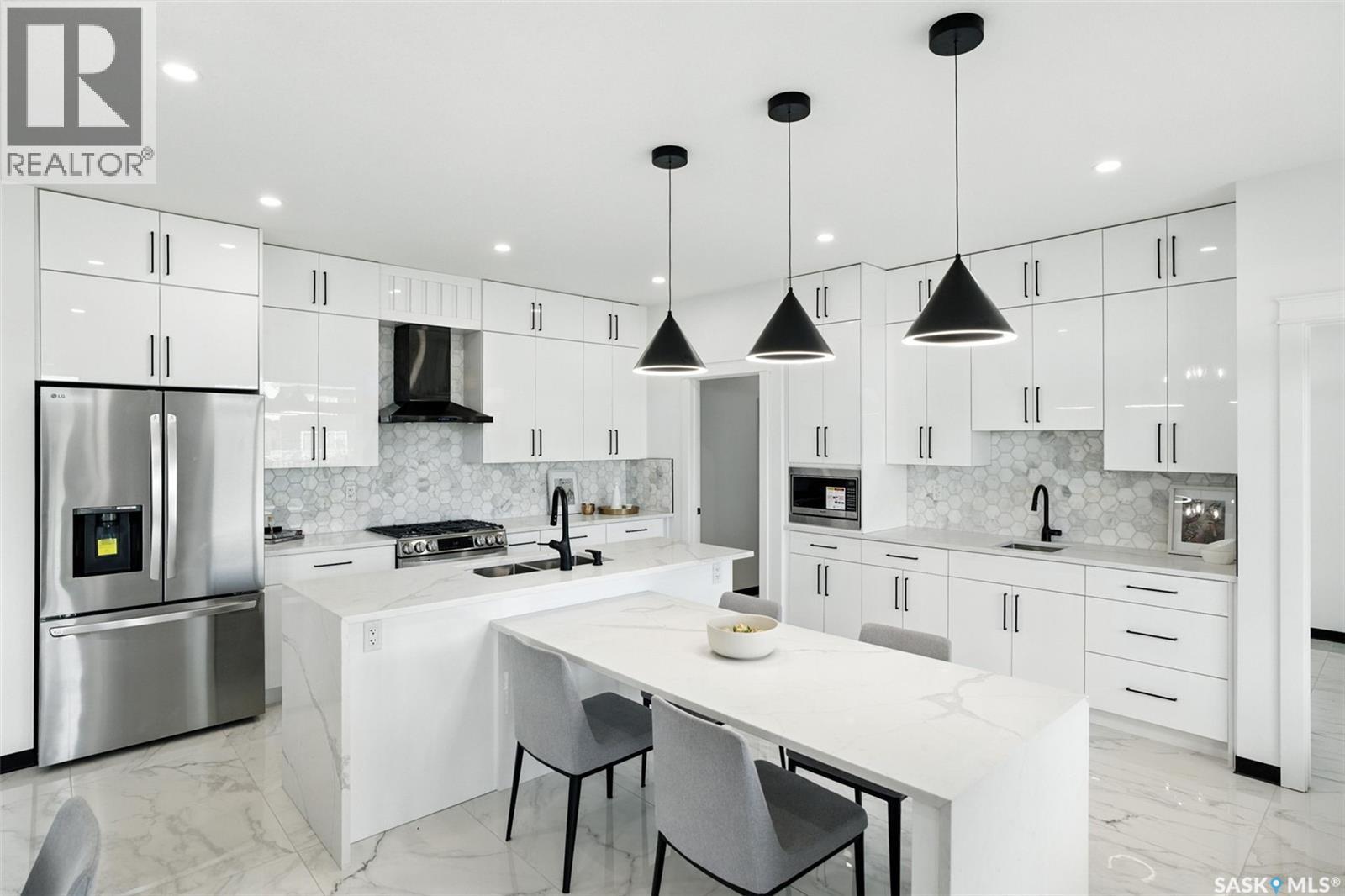 319 Woolf BAY - 12