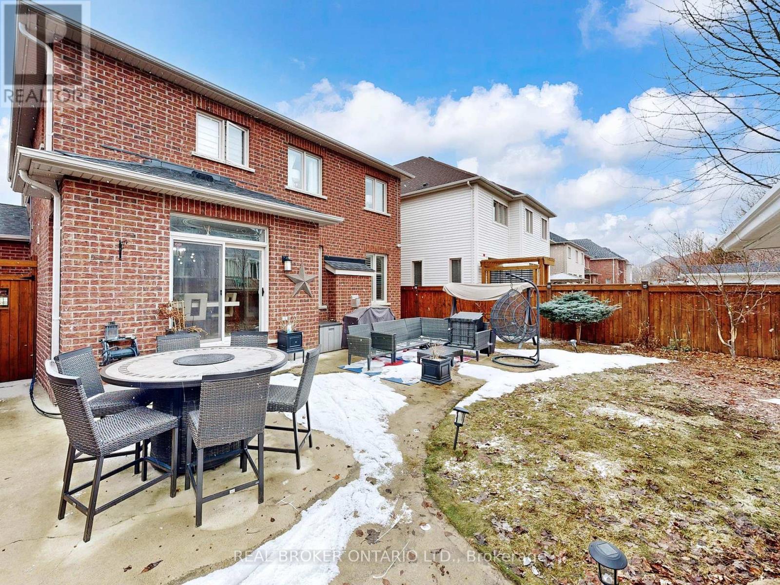 65 PAISLEY GREEN AVENUE - 38