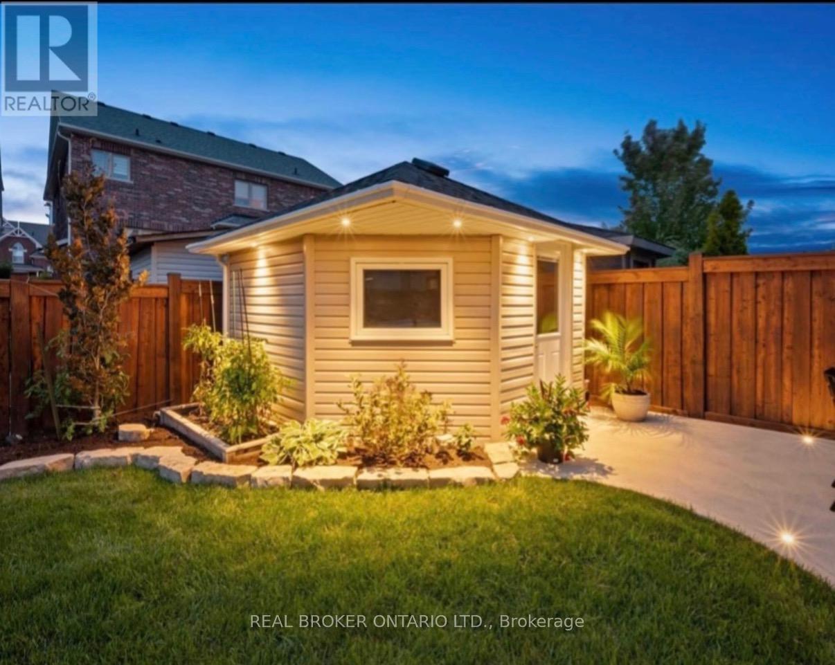 65 PAISLEY GREEN AVENUE - 43