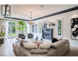 Family room - 1305 Royal York Road, Toronto, ON M9A5E6 Photo 14