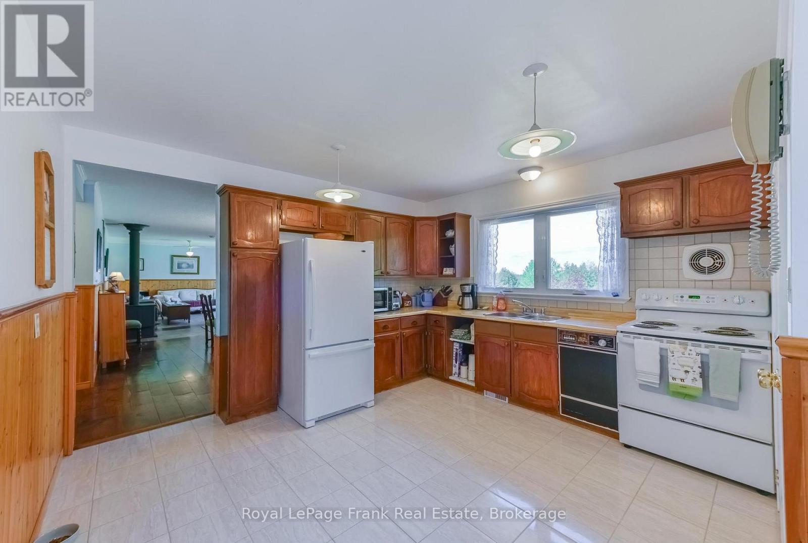 835 KIMBERLY DRIVE - 16