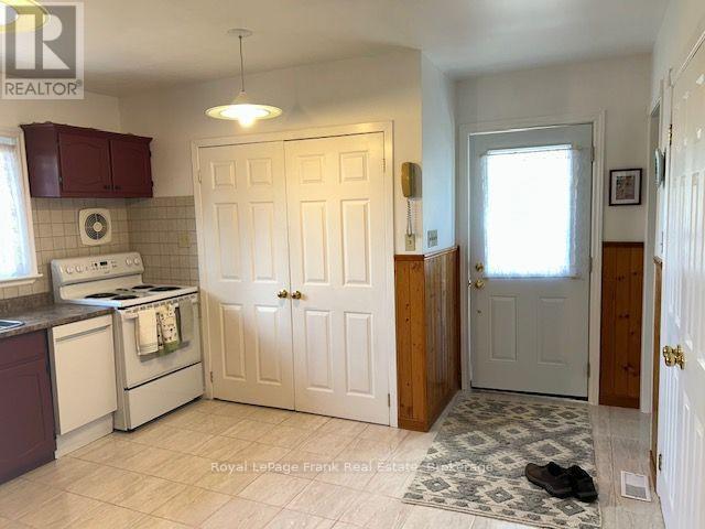 835 KIMBERLY DRIVE - 17