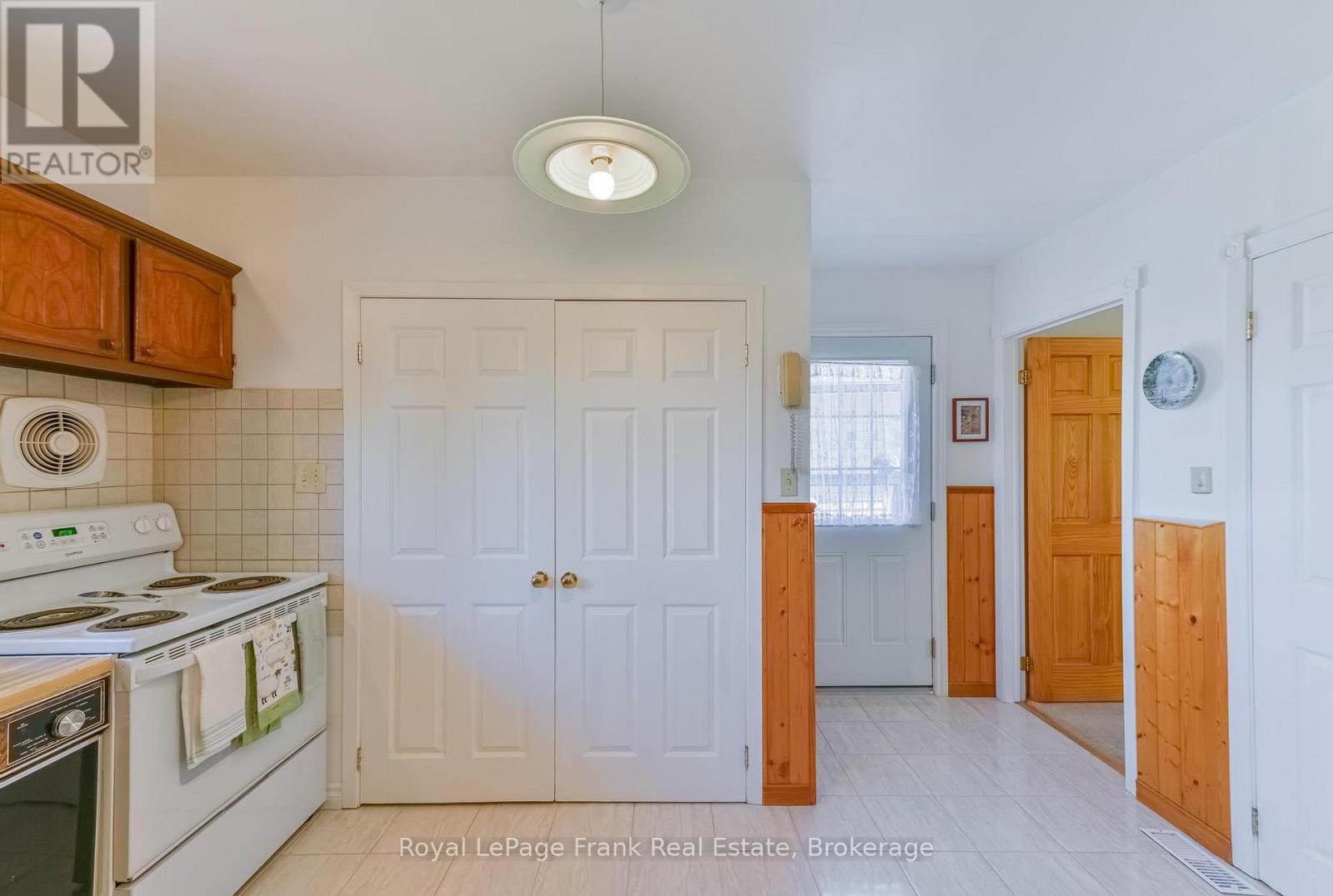 835 KIMBERLY DRIVE - 18