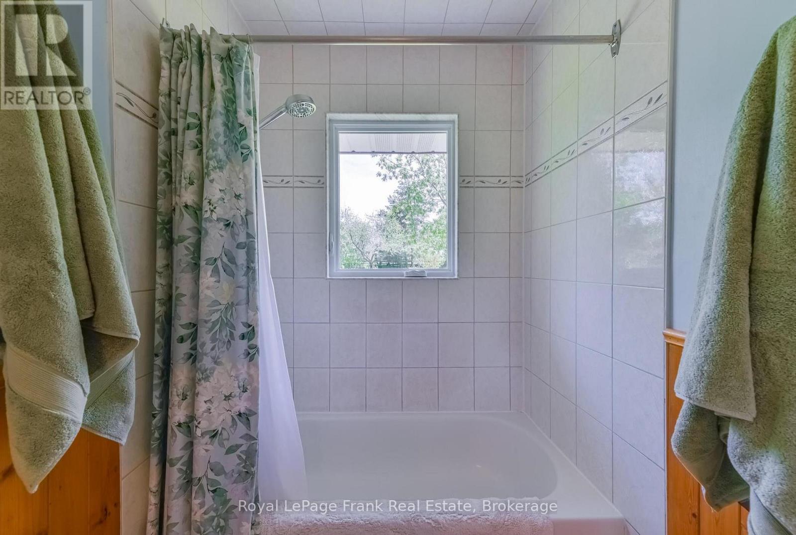 835 KIMBERLY DRIVE - 24