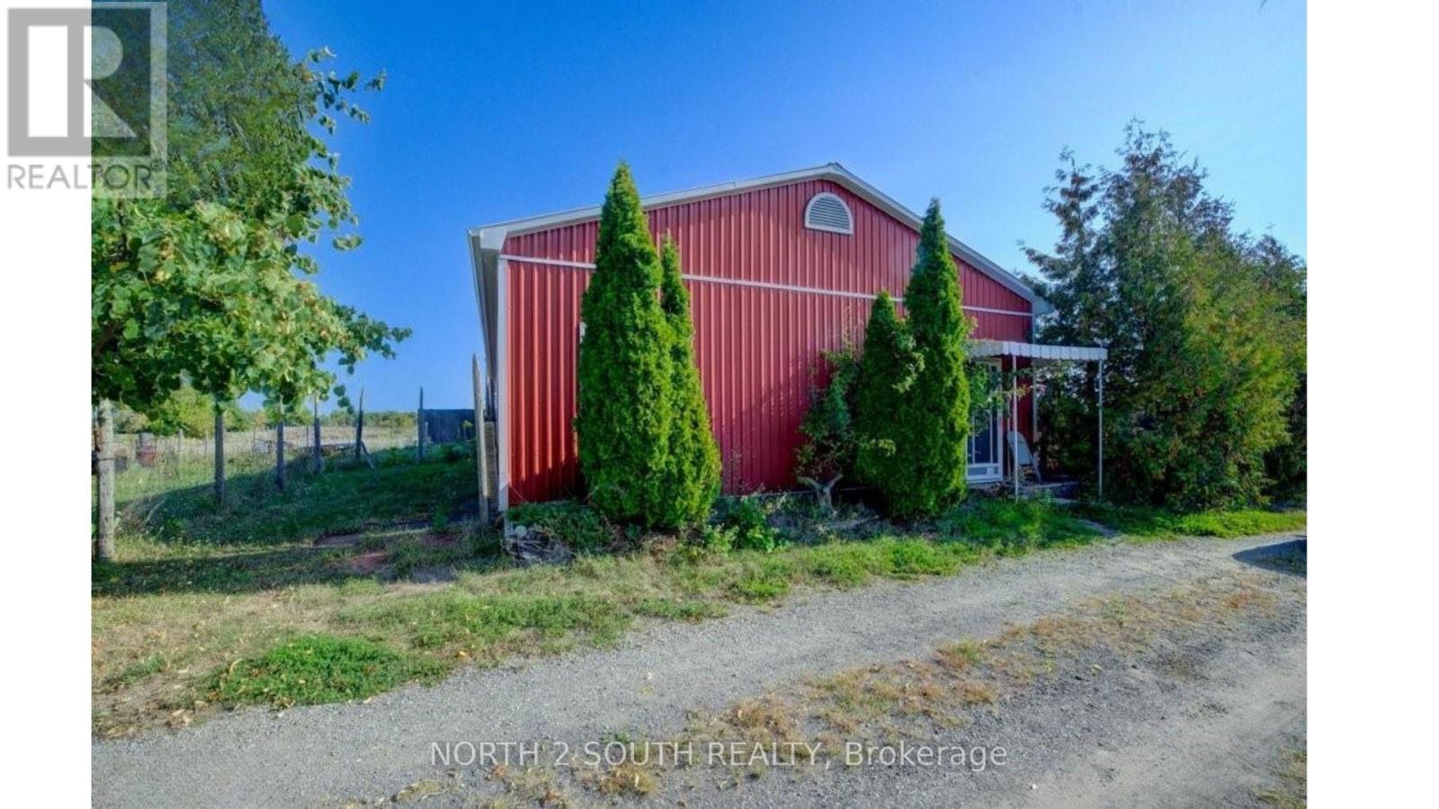 6737 HIGHWAY 20 - 35