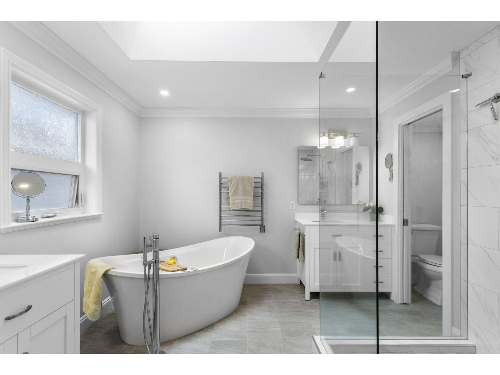 237 BALSAM AVENUE, Harrison Hot Springs, Harrison Hot Springs