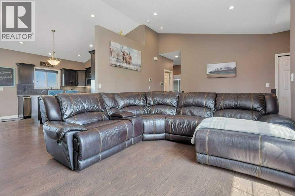 4614 58 Avenue - photo 4