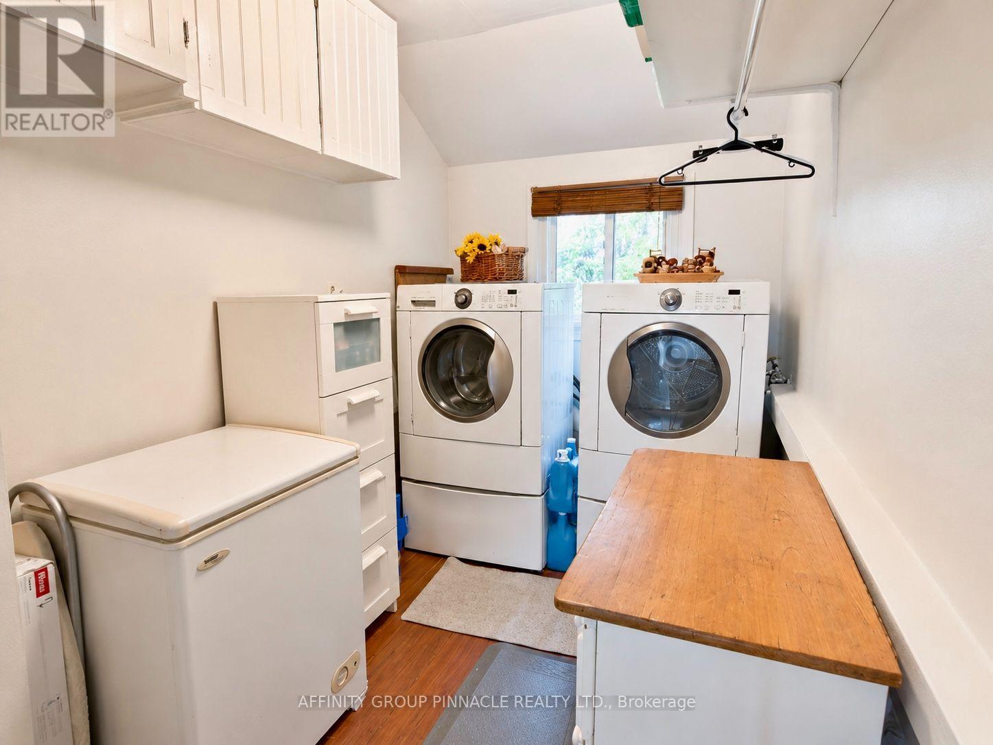 15 PRINCE STREET W - 40