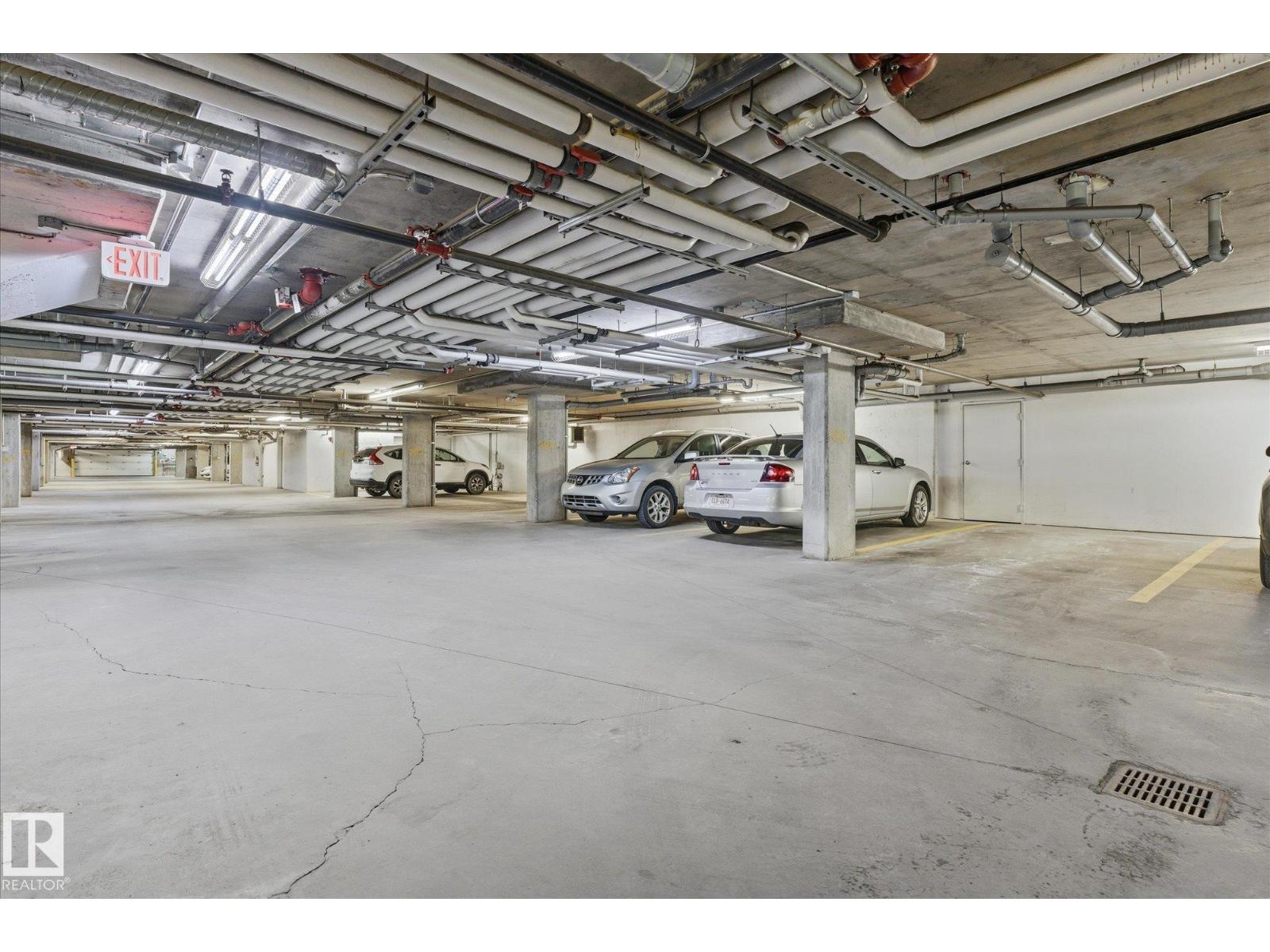 #208 1080 MCCONACHIE BV NW — photo 31