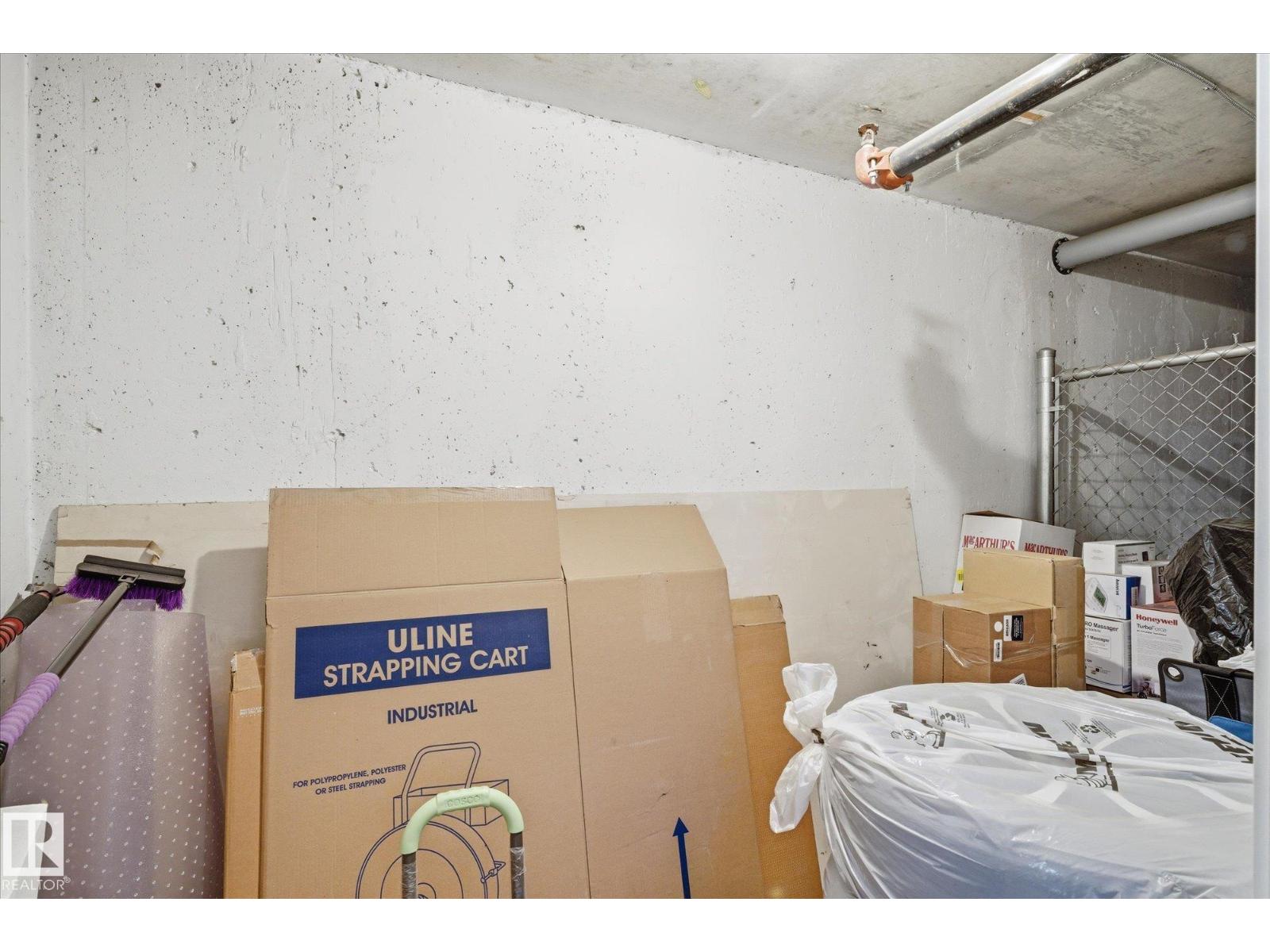 #208 1080 MCCONACHIE BV NW — photo 33