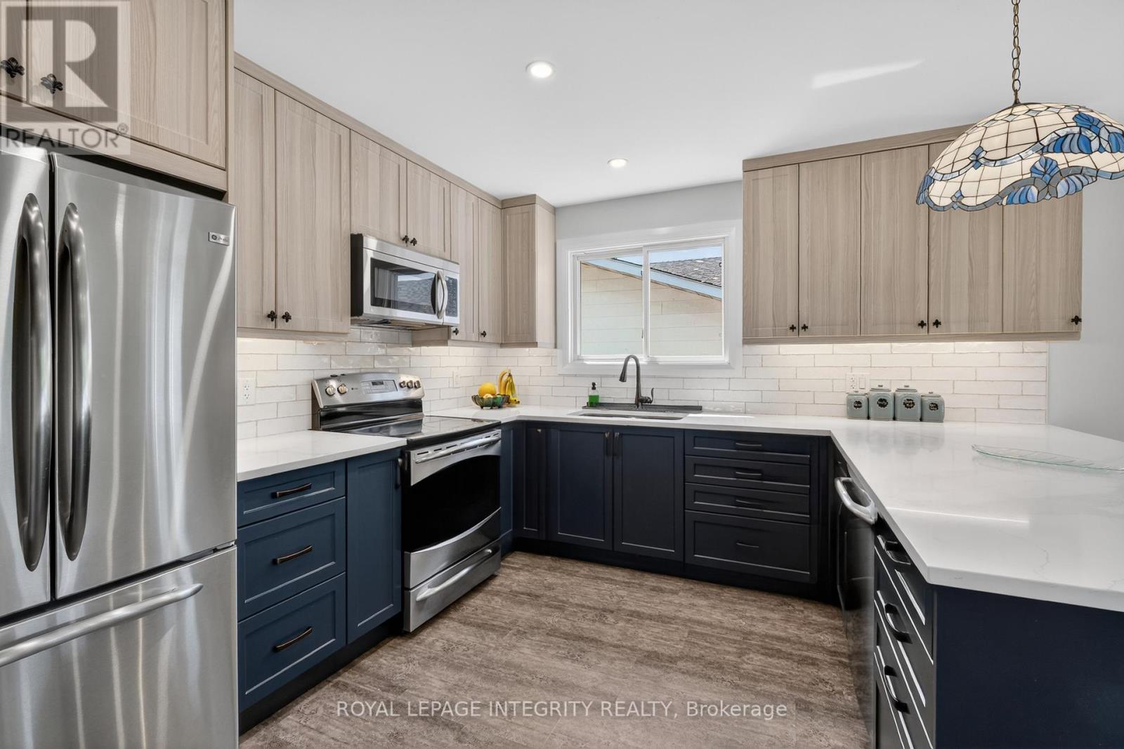 3 Bed, 2 Bath House for Sale in Ottawa – 850 BALSAM DRIVE, Ottawa – MLS# X13422832 - Image 10