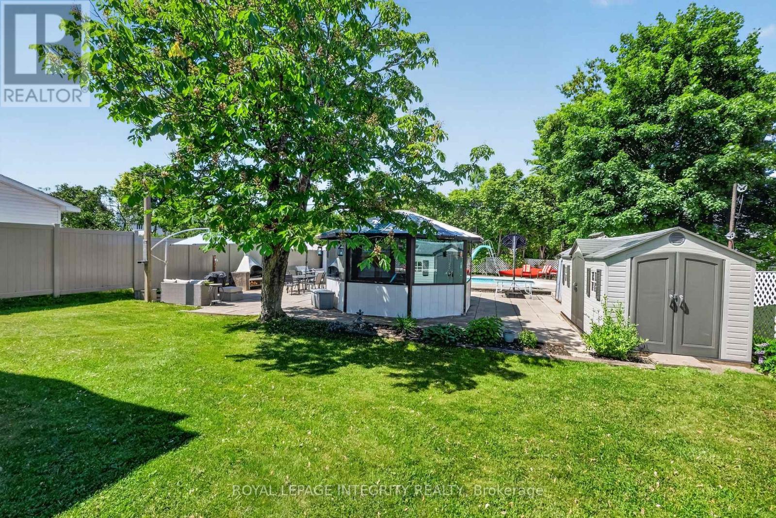 3 Bed, 2 Bath House for Sale in Ottawa – 850 BALSAM DRIVE, Ottawa – MLS# X13422832 - Image 43