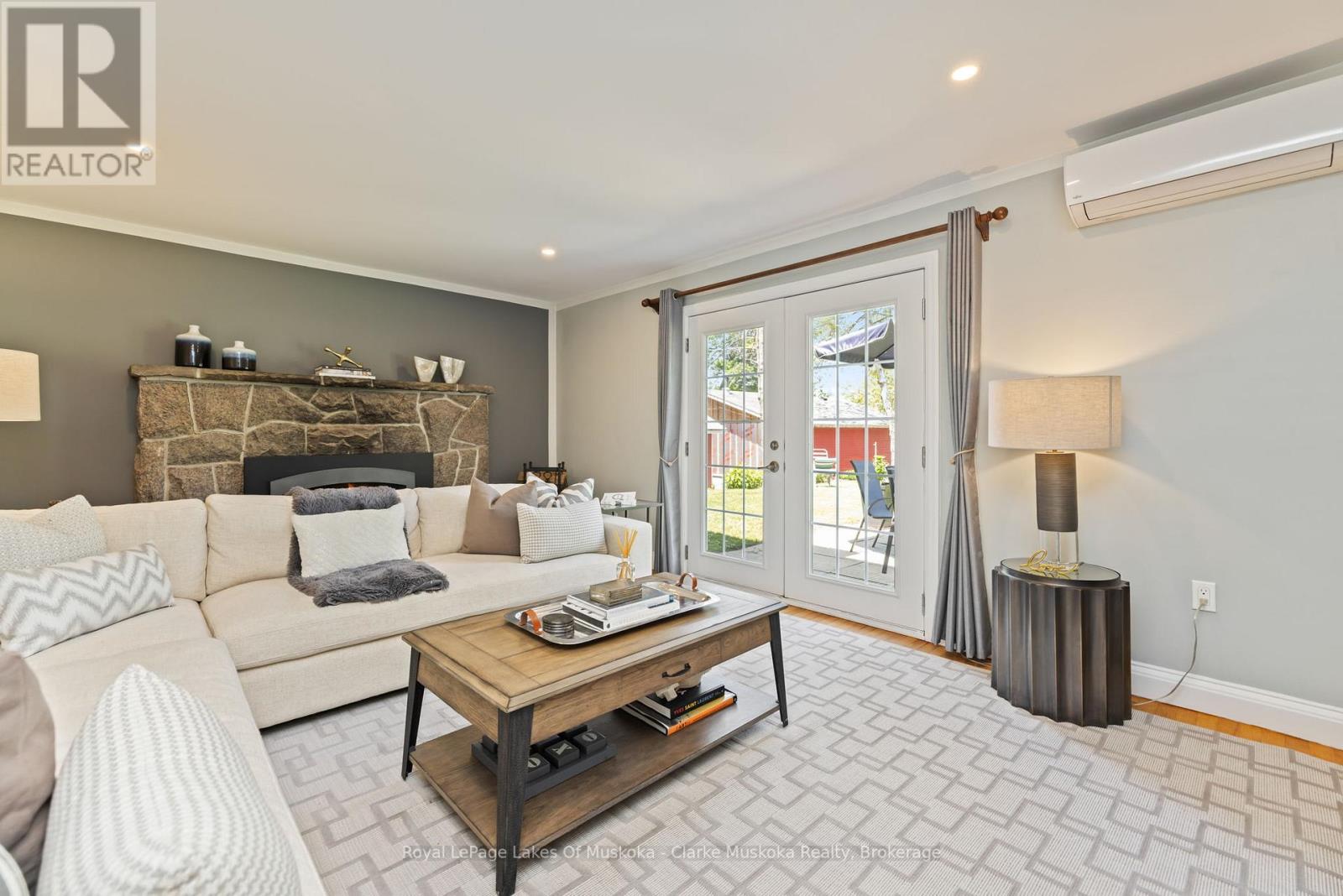 1012 MILL STREET - 20
