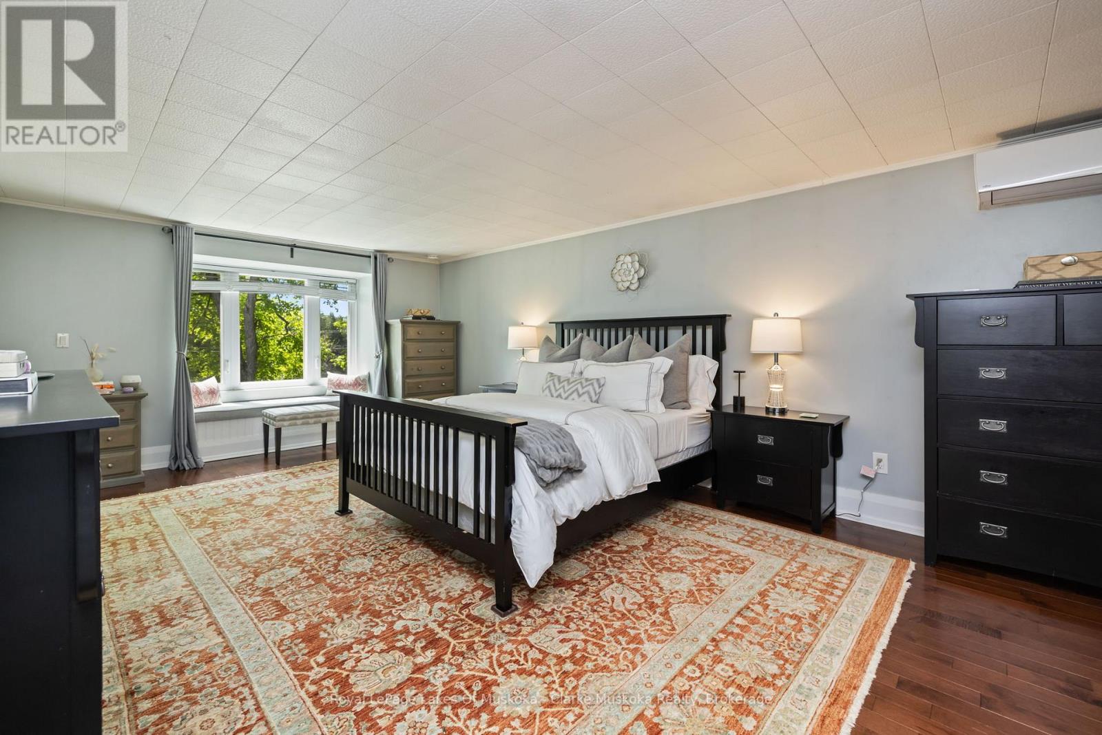 1012 MILL STREET - 30