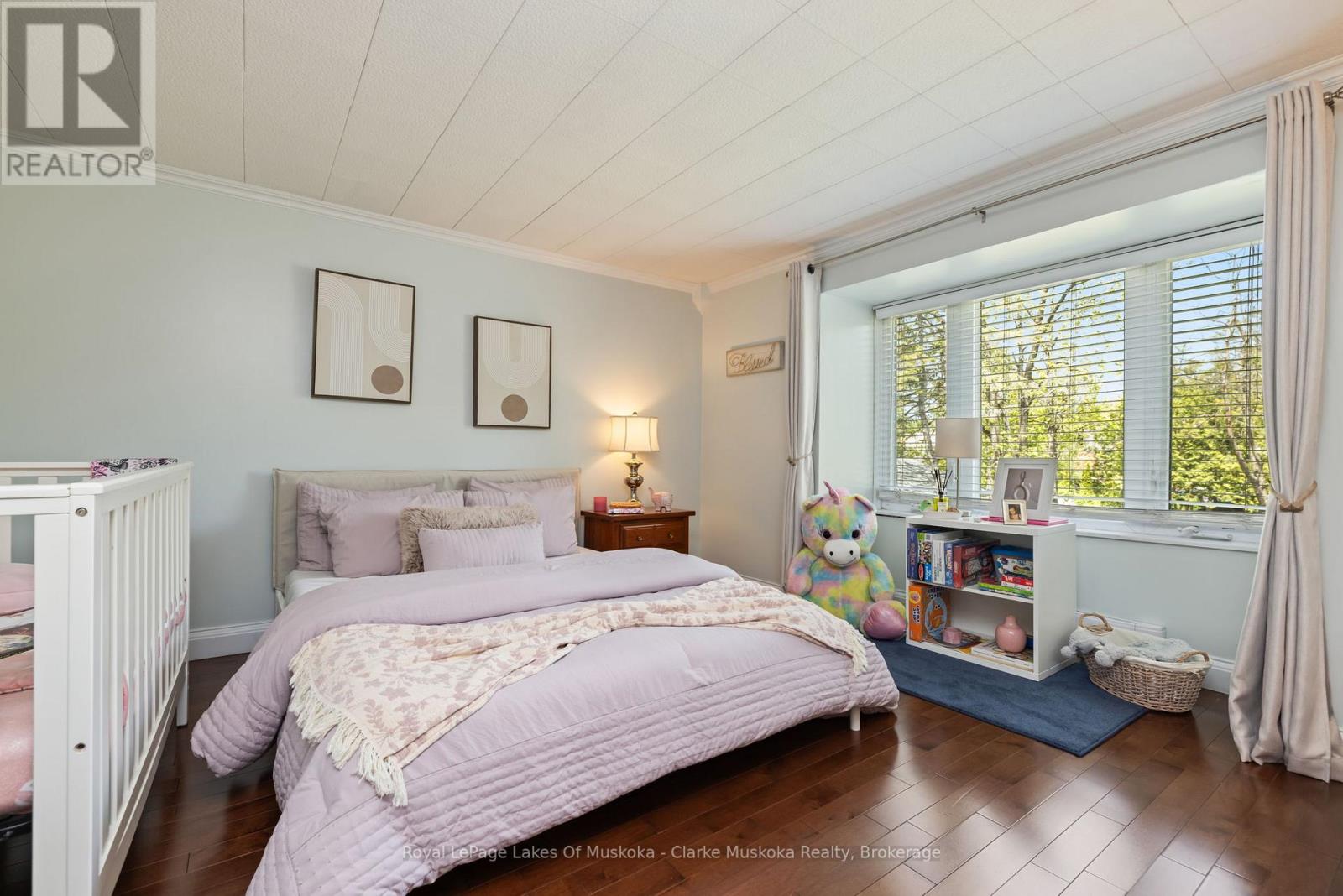 1012 MILL STREET - 42