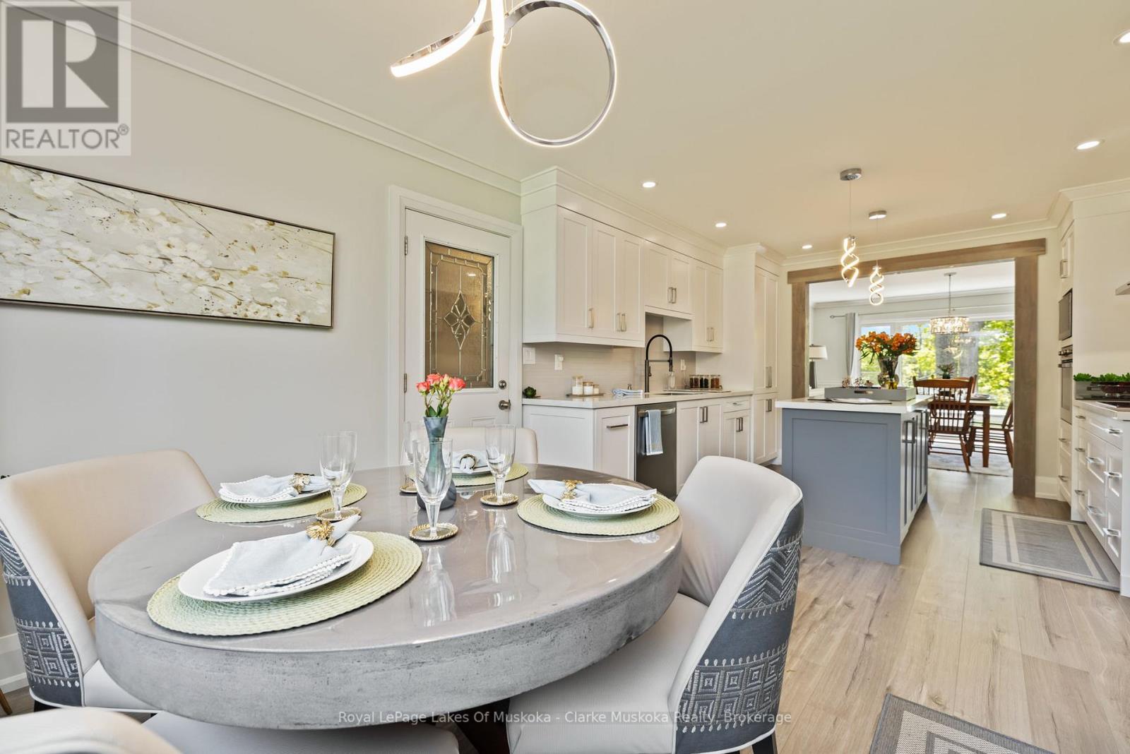 1012 MILL STREET - 25
