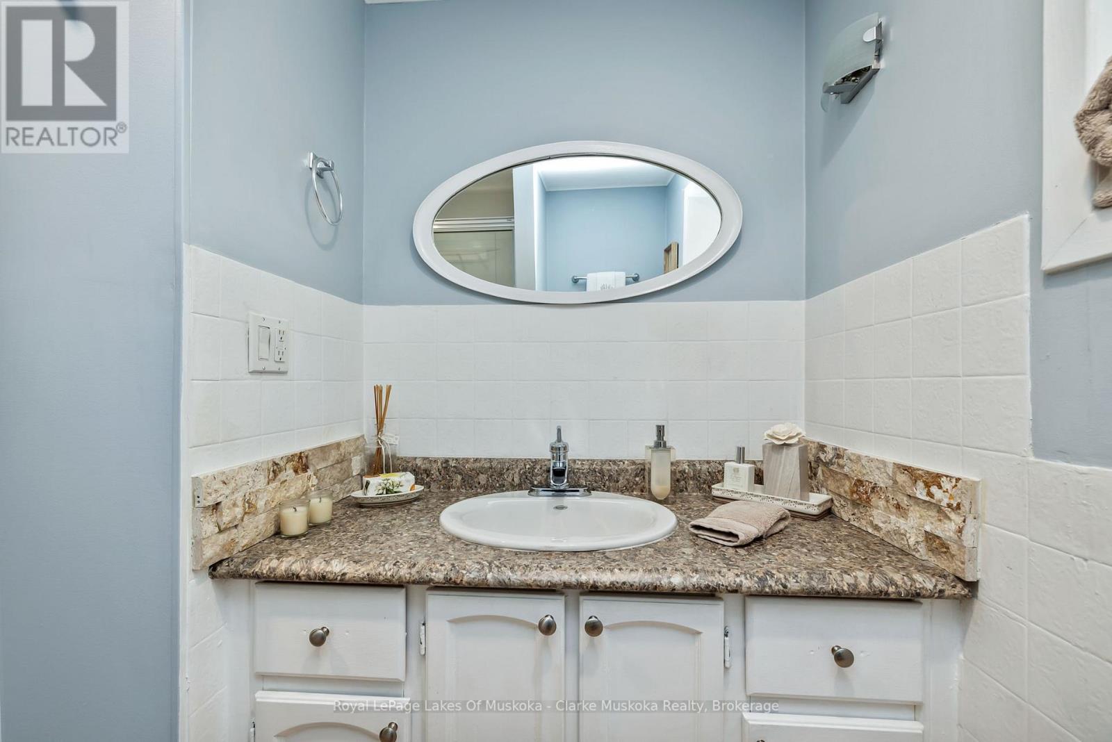 1012 MILL STREET - 45