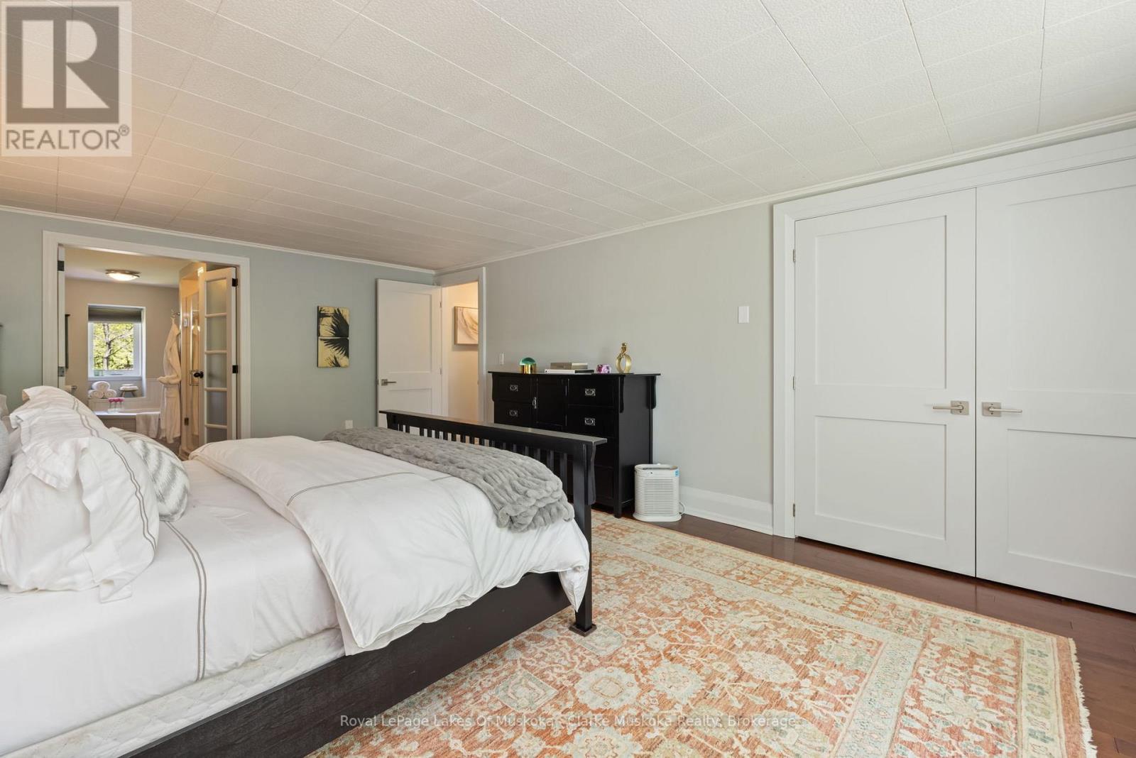 1012 MILL STREET - 33