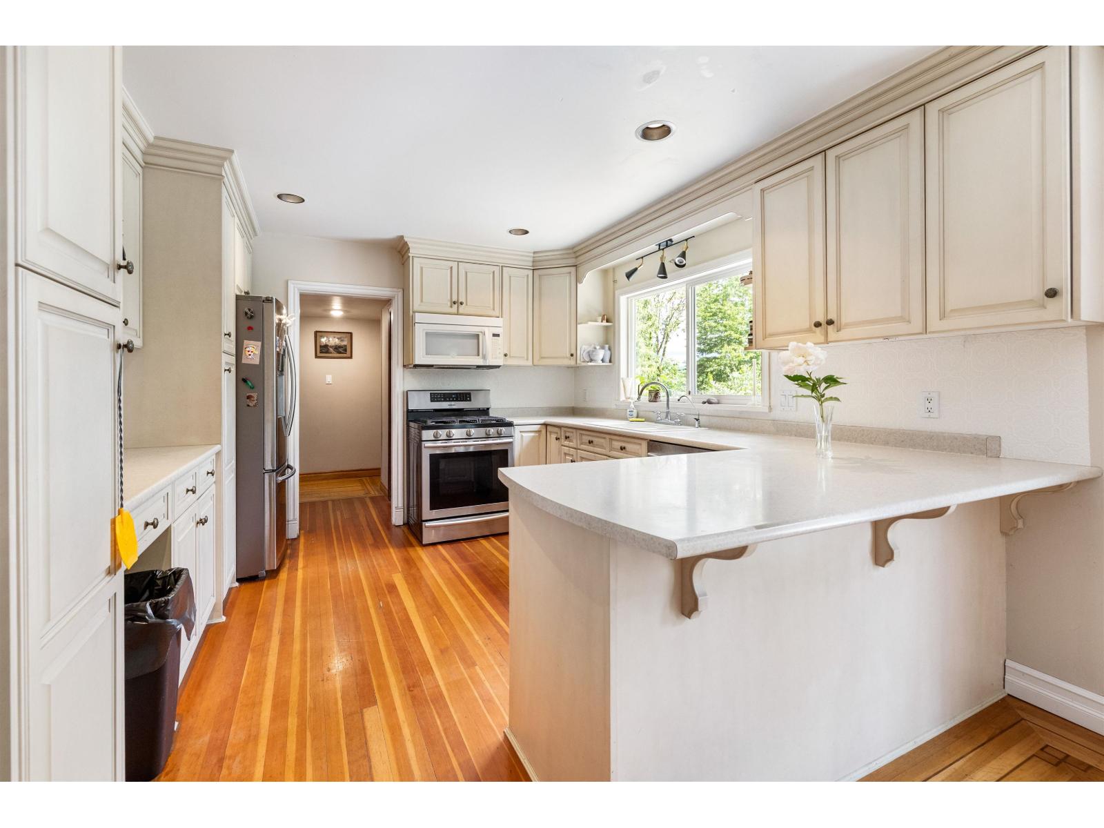 8561 BRADNER ROAD, Abbotsford