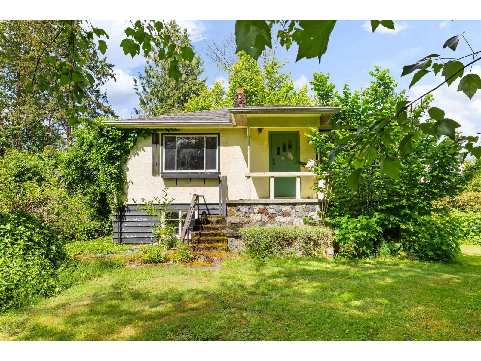 8561 BRADNER ROAD, Abbotsford