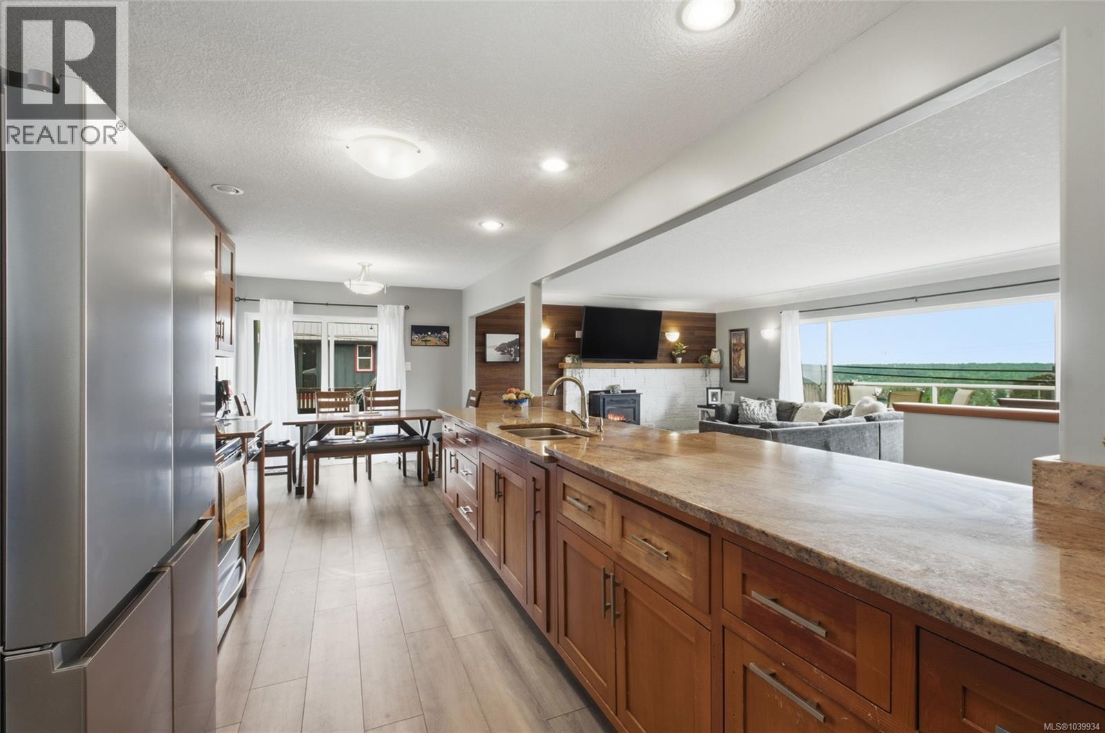 430 Davis Rd - 10