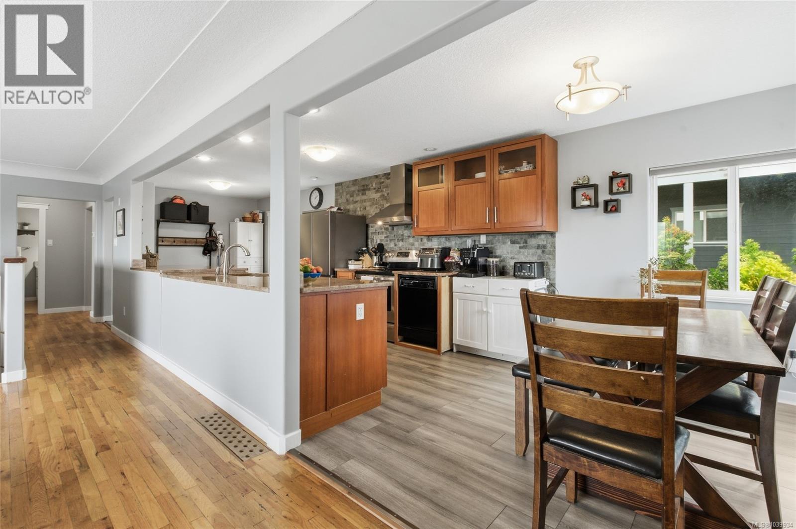 430 Davis Rd - 9