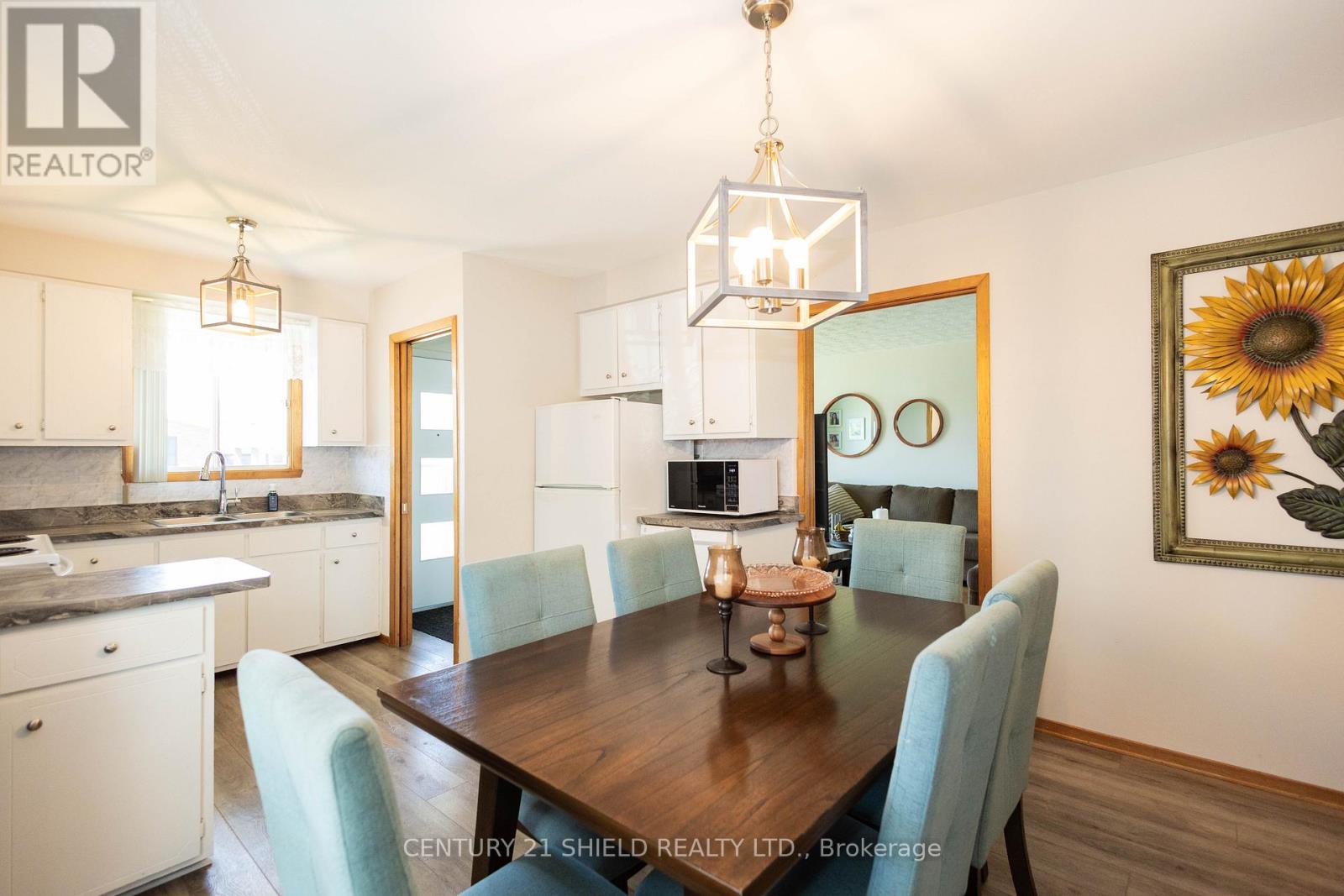 1107 GRAND AVENUE - 12