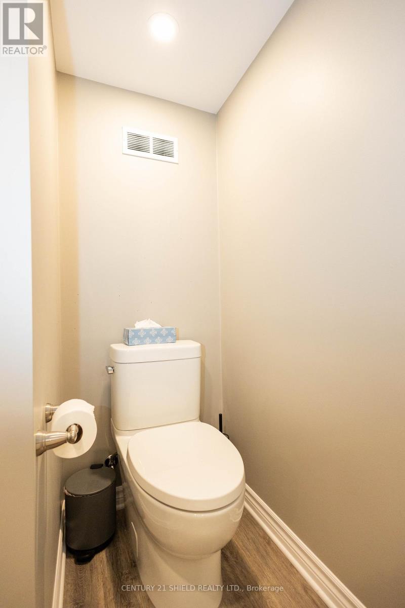 1107 GRAND AVENUE - 37