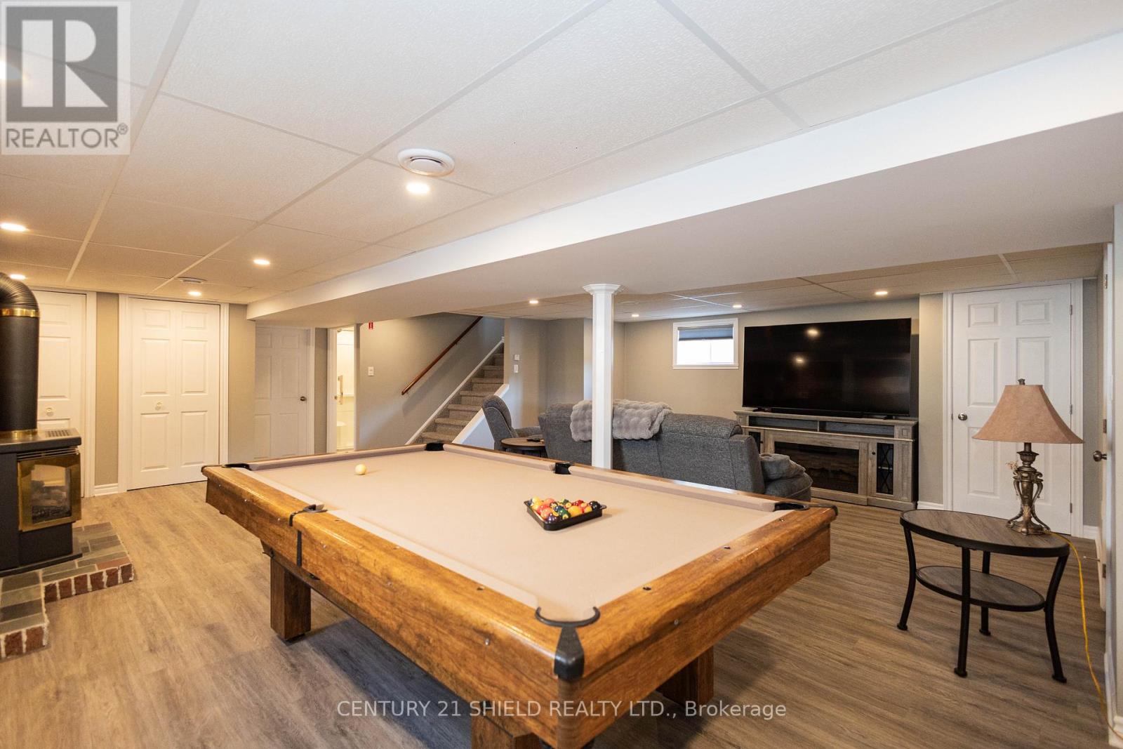 1107 GRAND AVENUE - 34