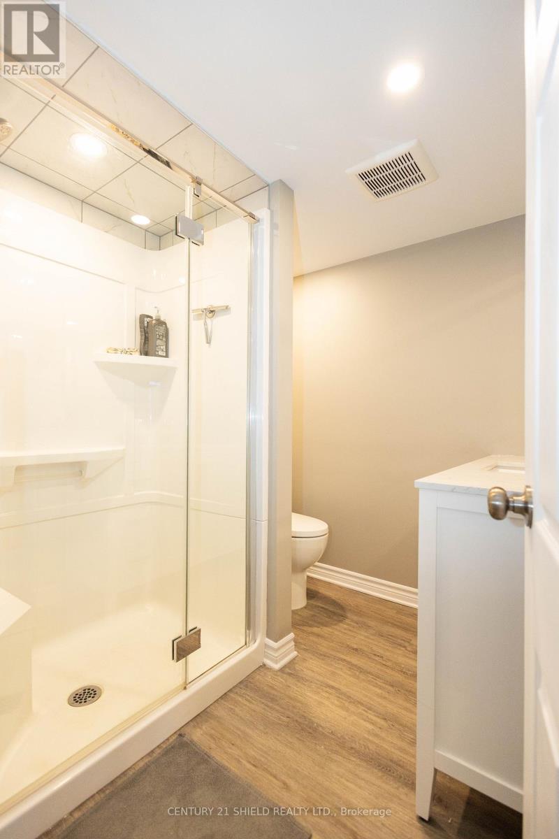 1107 GRAND AVENUE - 36
