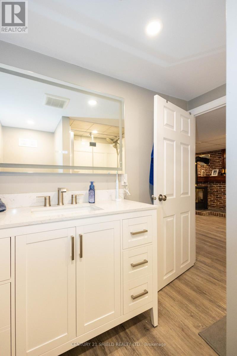 1107 GRAND AVENUE - 38