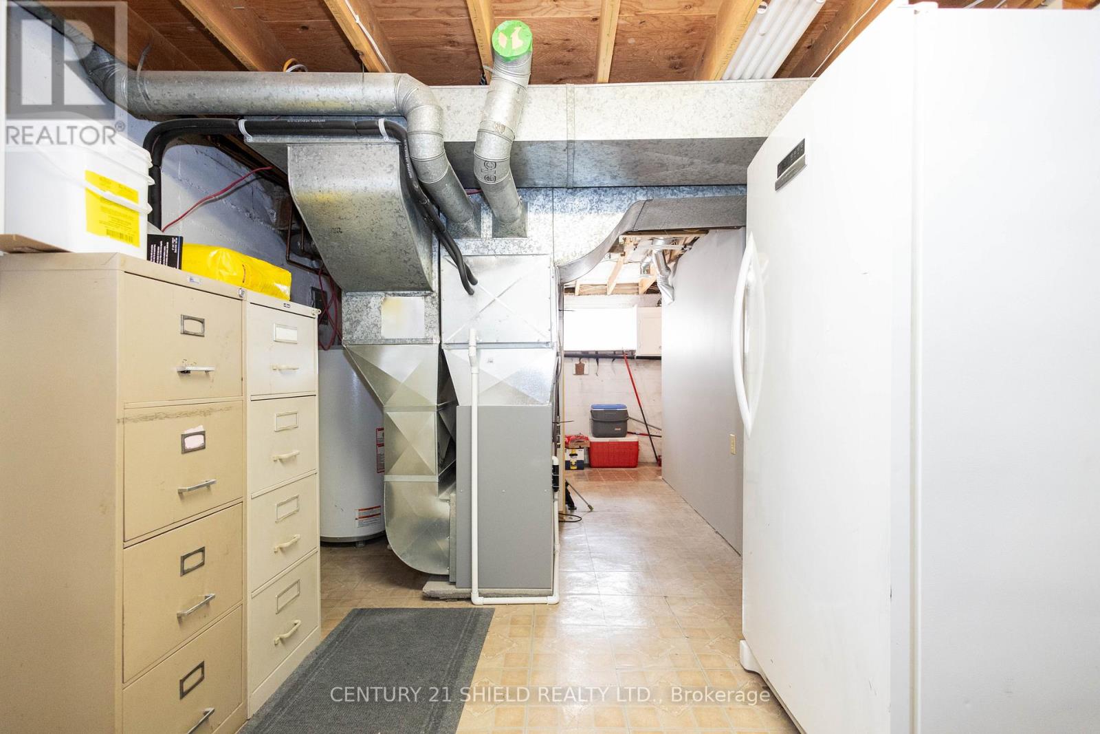 1107 GRAND AVENUE - 41