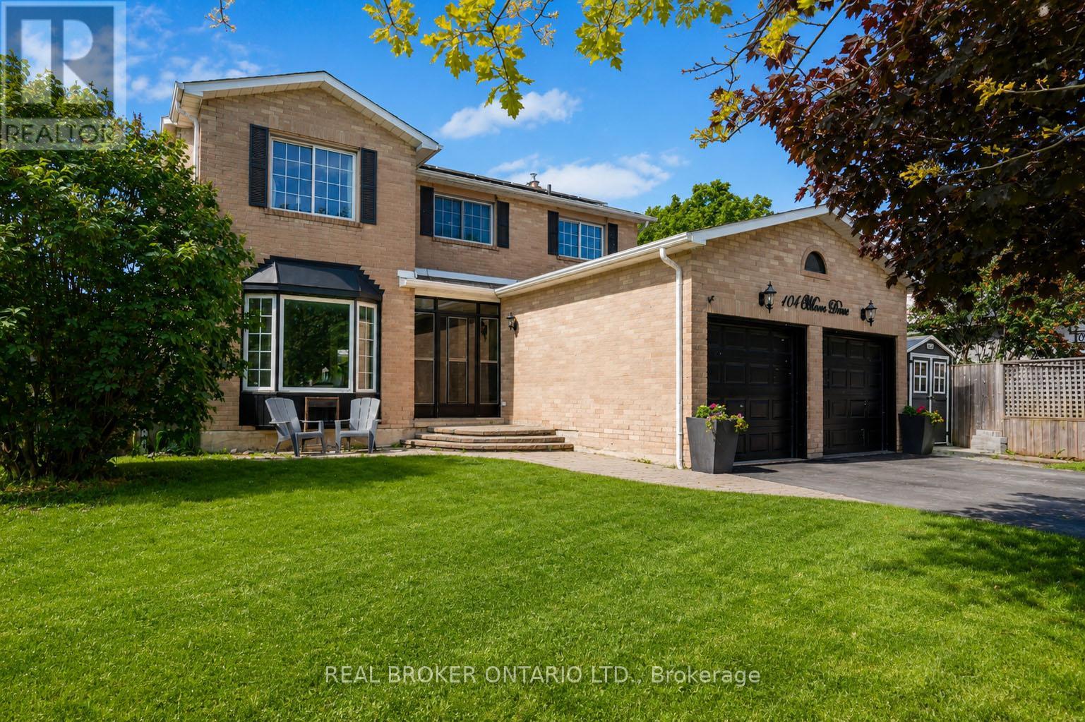 104 MOON DRIVE - 1