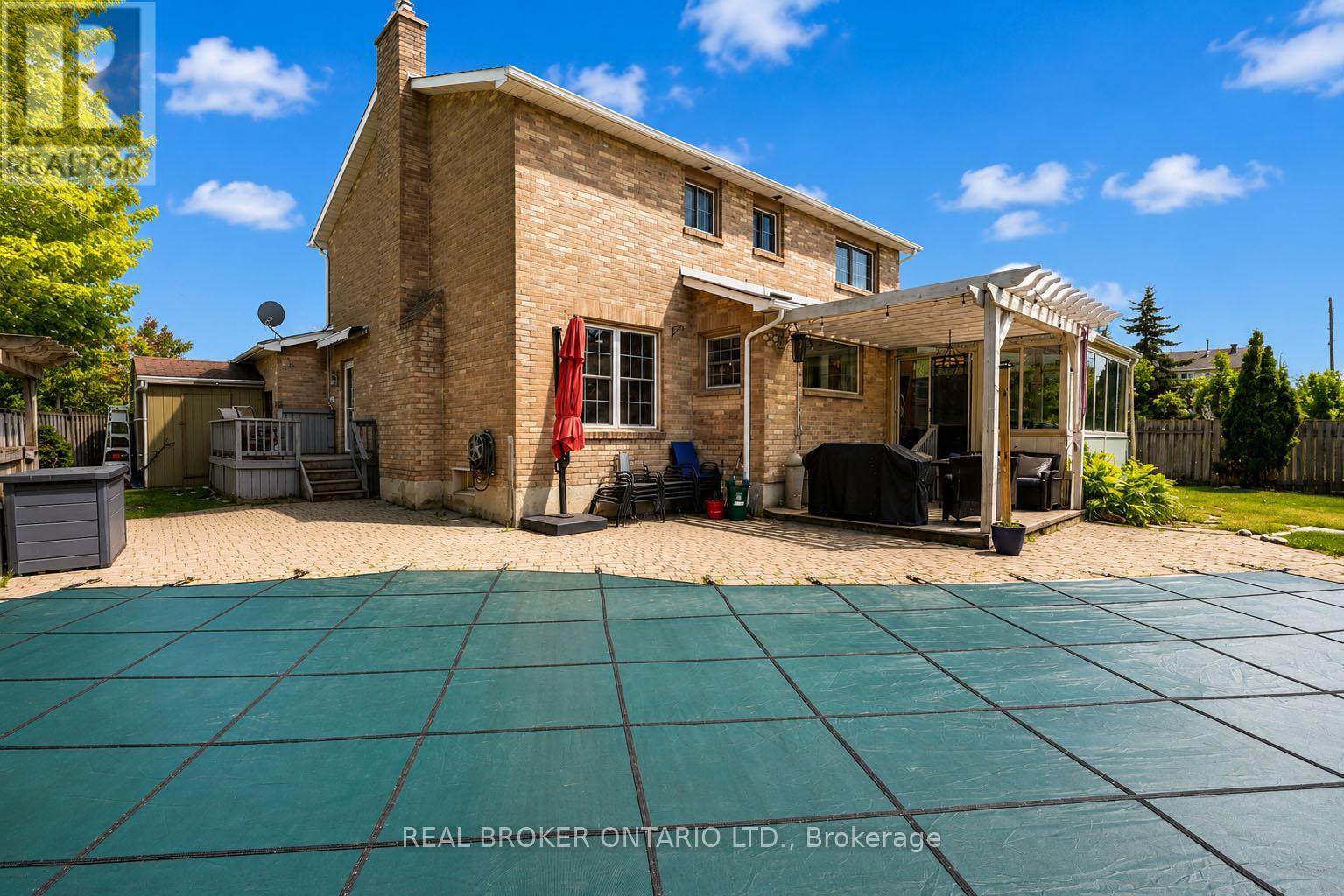 104 MOON DRIVE - 38