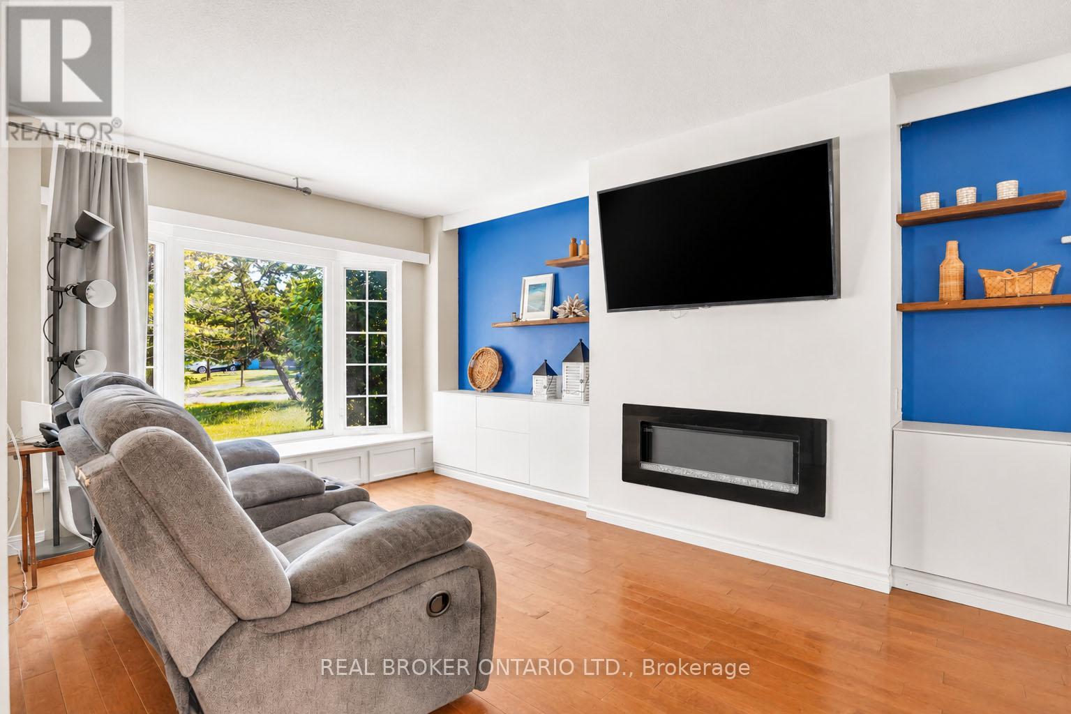 104 MOON DRIVE - 5