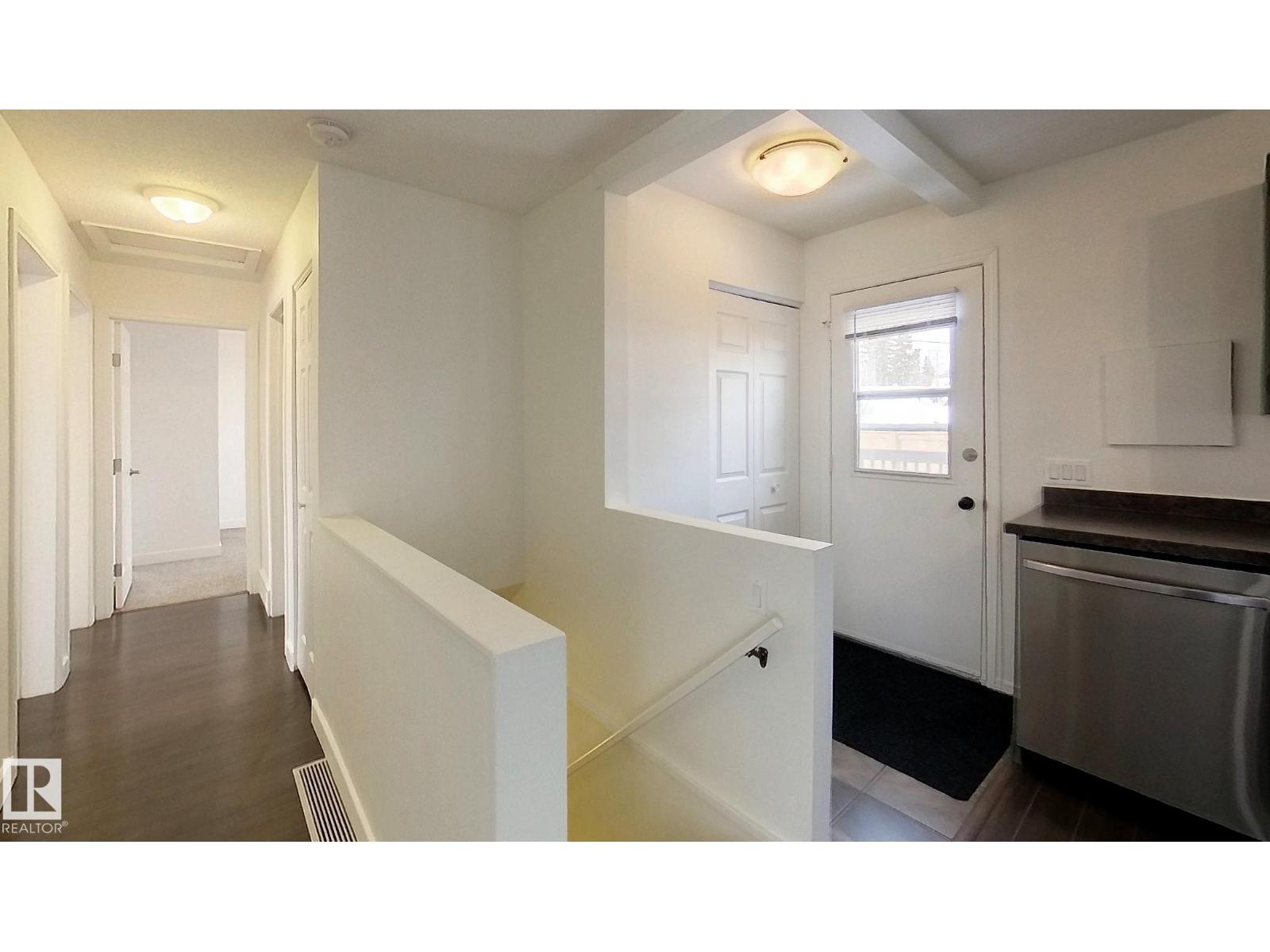 1102 55 ST - 12