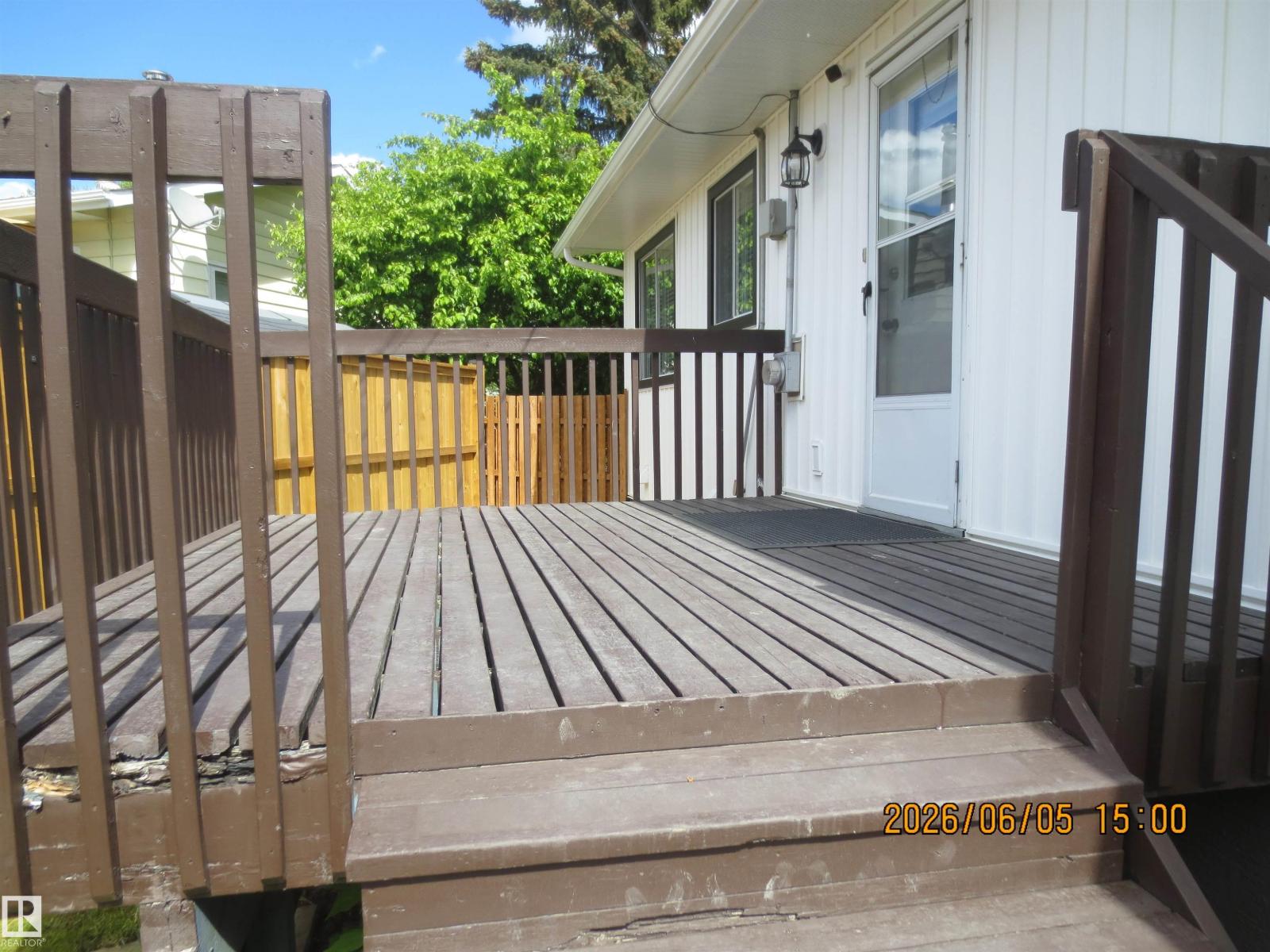 1102 55 ST - 54