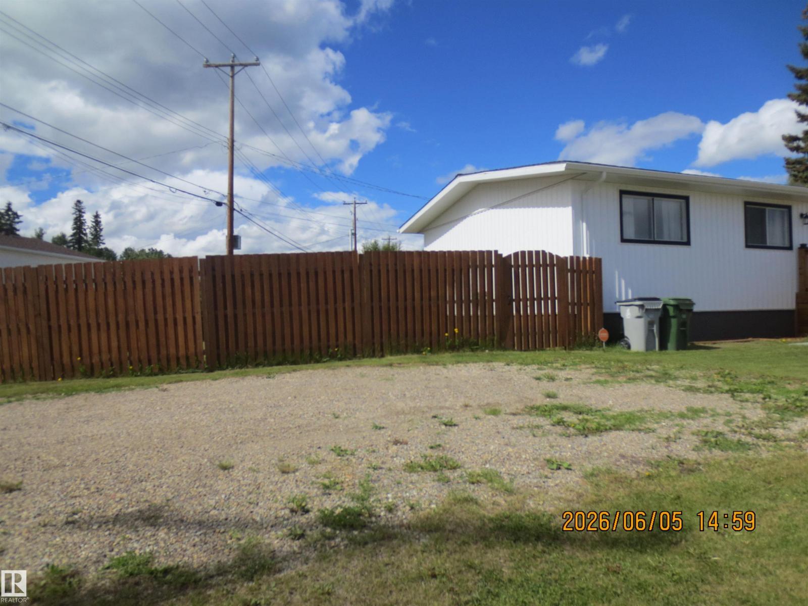 1102 55 ST - 48