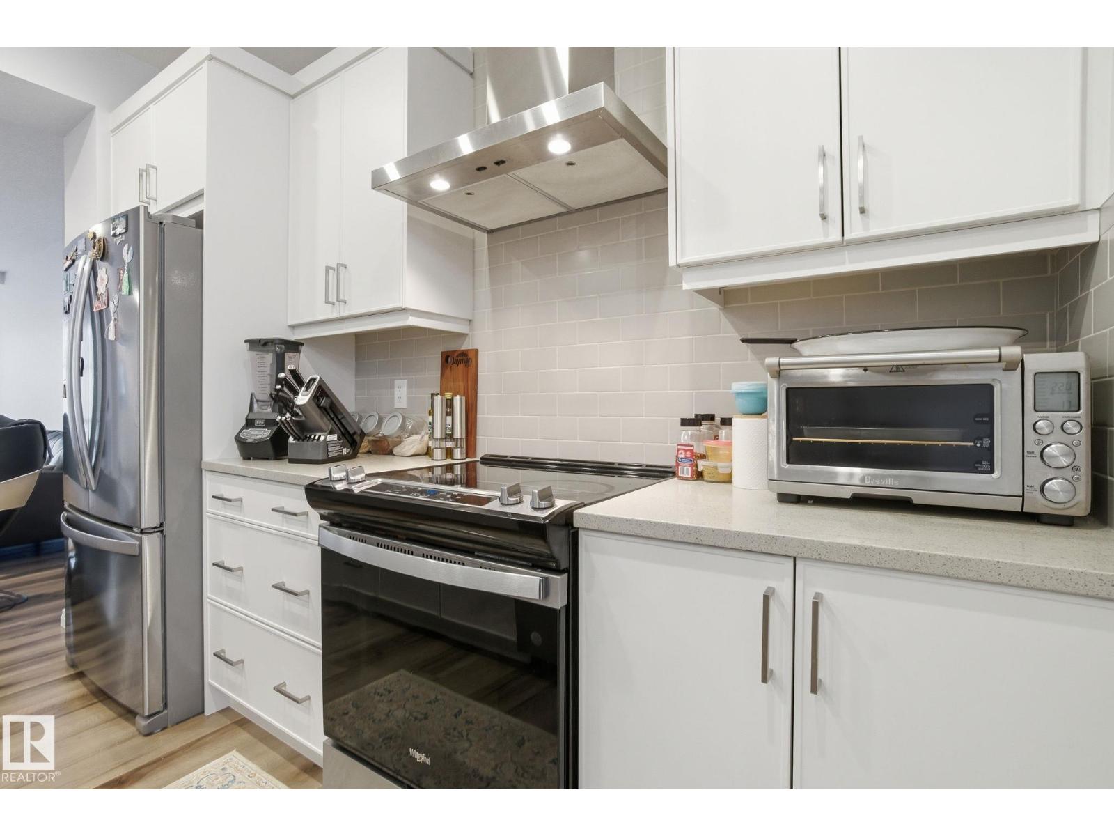 9323 226 ST NW - 13