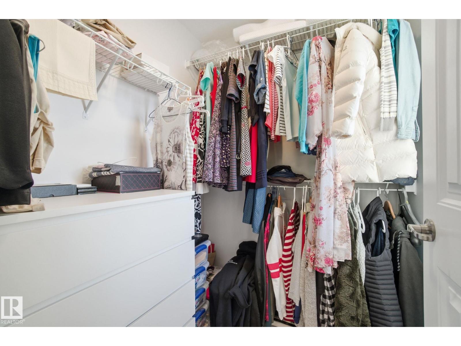 9323 226 ST NW - 24