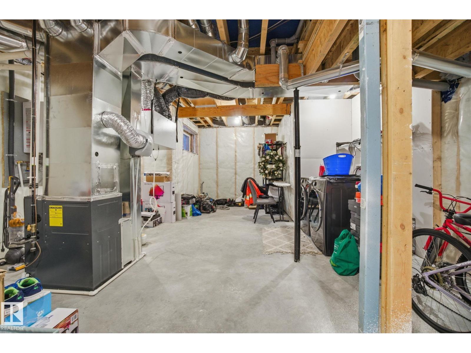 9323 226 ST NW - 38