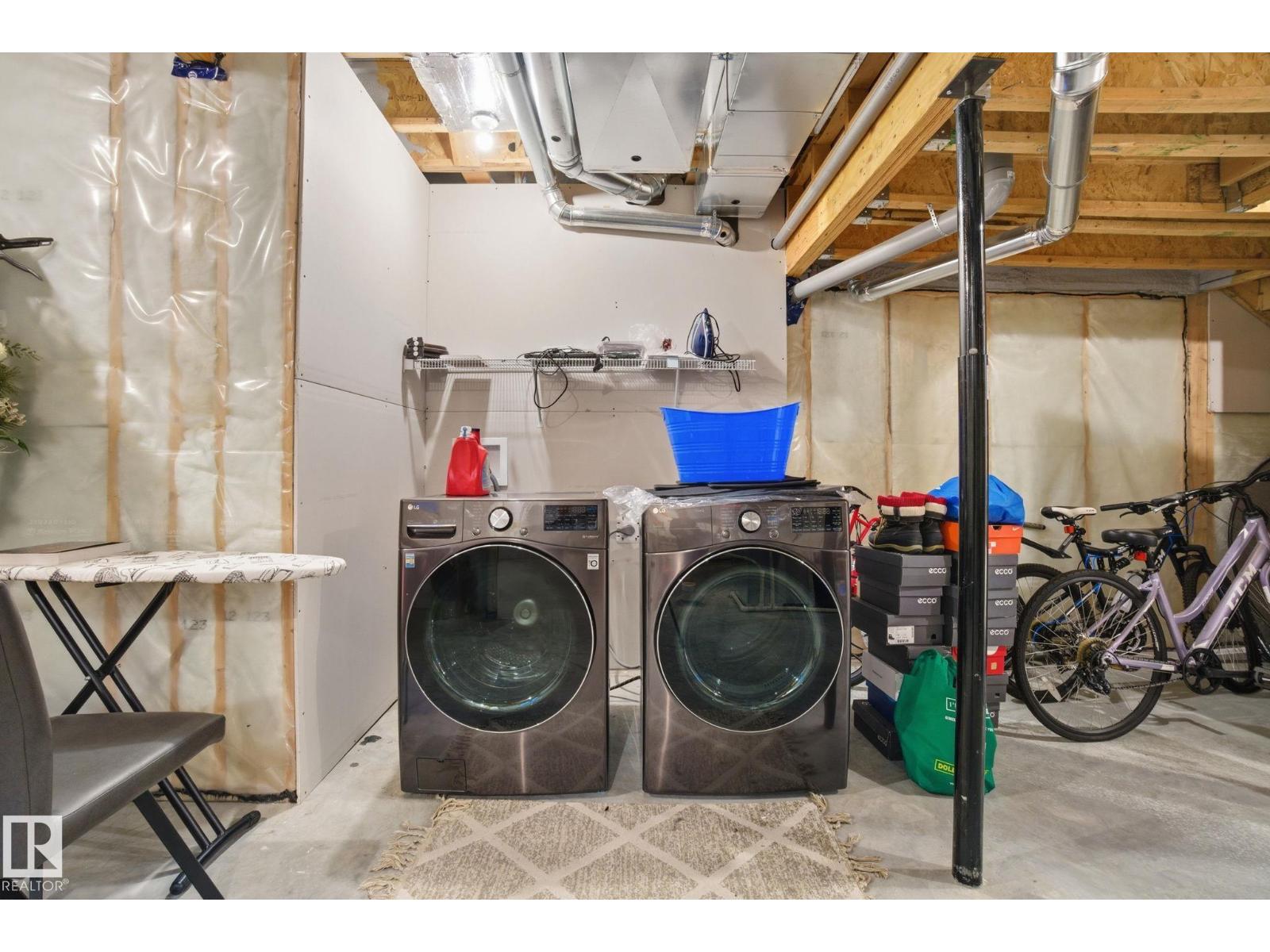 9323 226 ST NW - 39