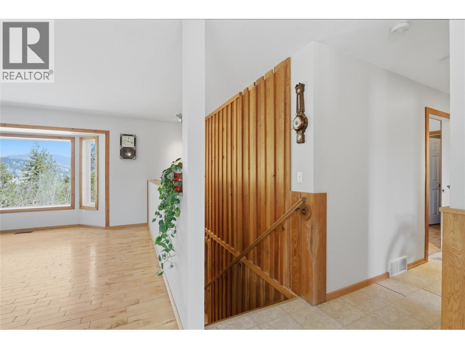 345 COLDWATER Road - 39