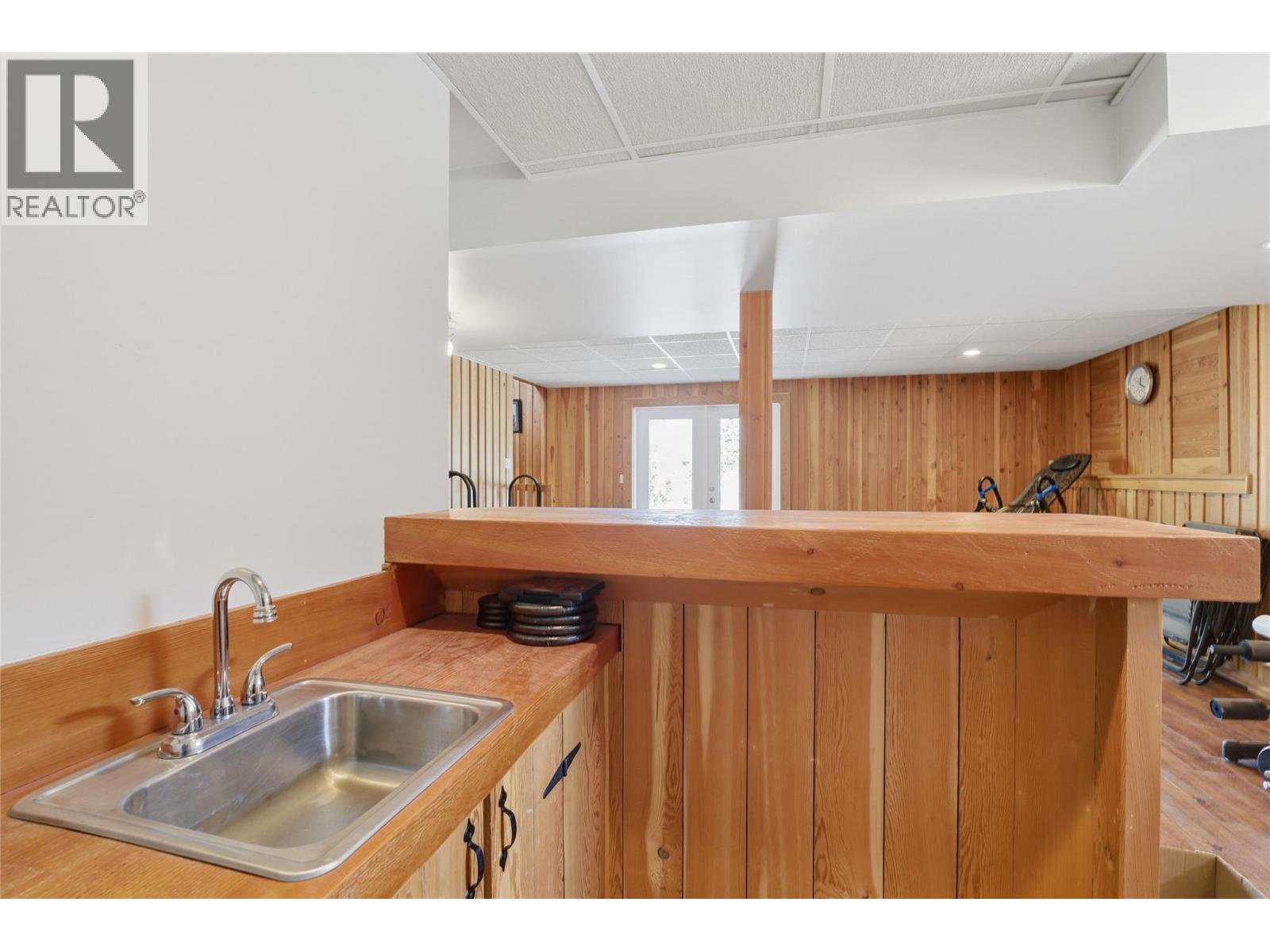 345 COLDWATER Road - 42