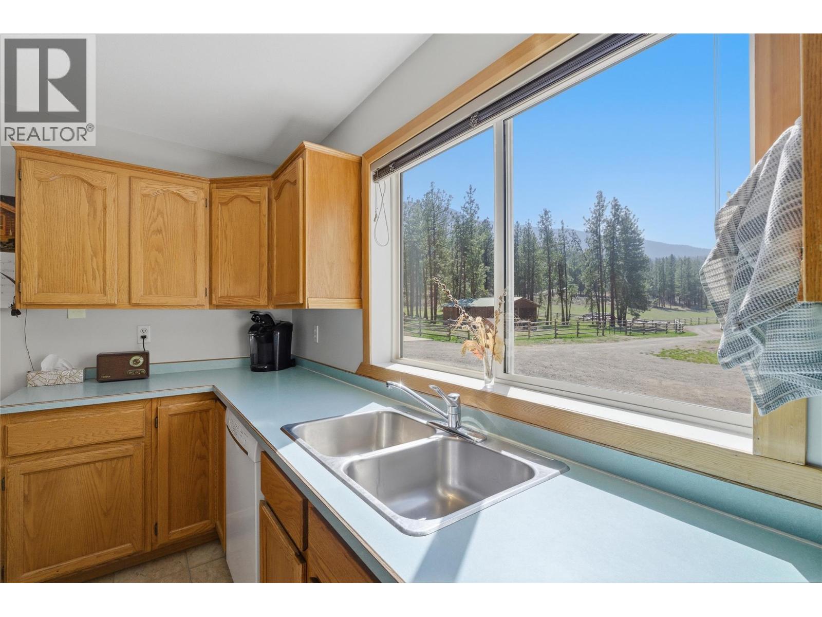 345 COLDWATER Road - 29